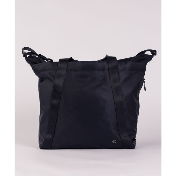 Lululemon Carry The Day Bag (Mesh) Black Tote Weekender XXL Crossbody 15x5x16 - Picture 2 of 16